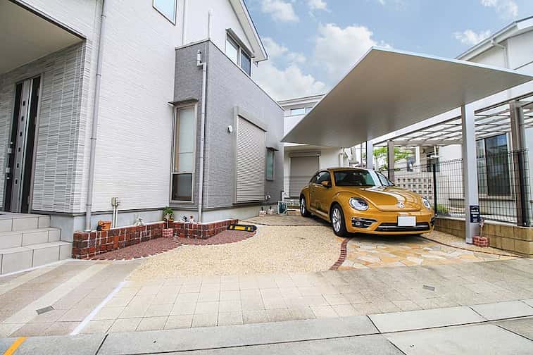 5 Desain Plafon Garasi Minimalis untuk Garasi yang Estetik